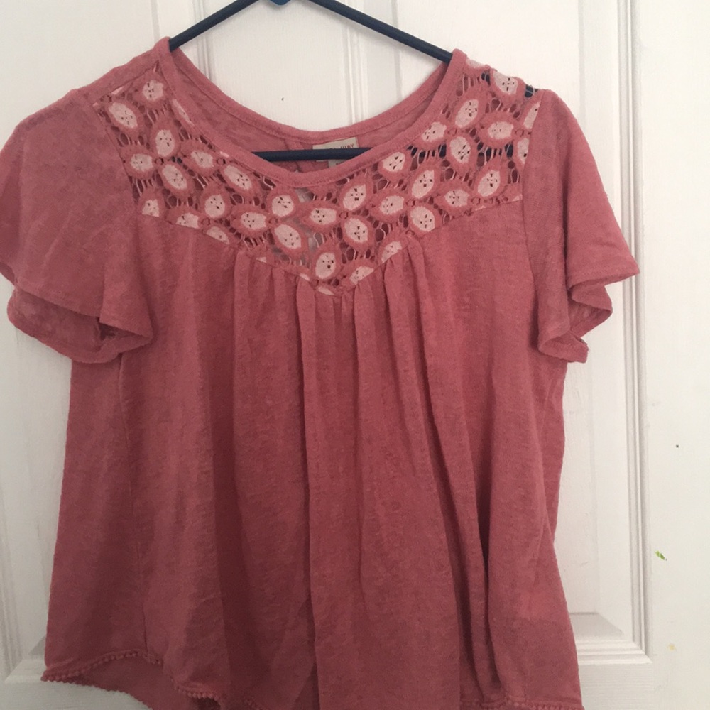 Casual short sleeve shirt